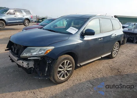 2014 Nissan Pathfinder Sv z USA, uszkodzony, nr VIN 5N1AR2MMXEC732477